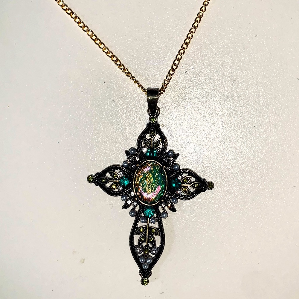 Handmade pendant necklace